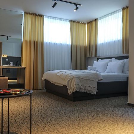 Studio Apartments Visit Point Sarajevo Bagian luar foto