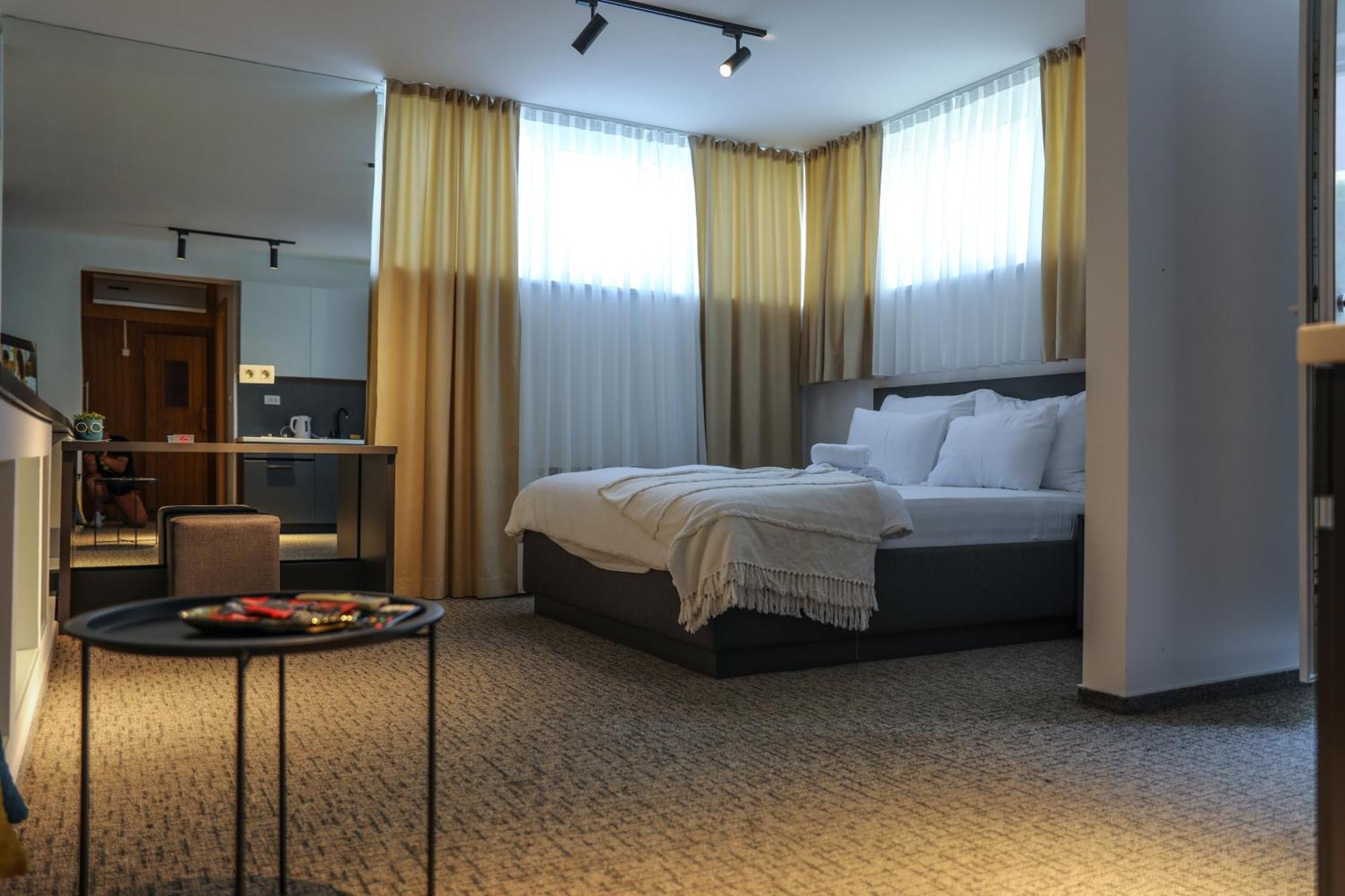Studio Apartments Visit Point Sarajevo Bagian luar foto