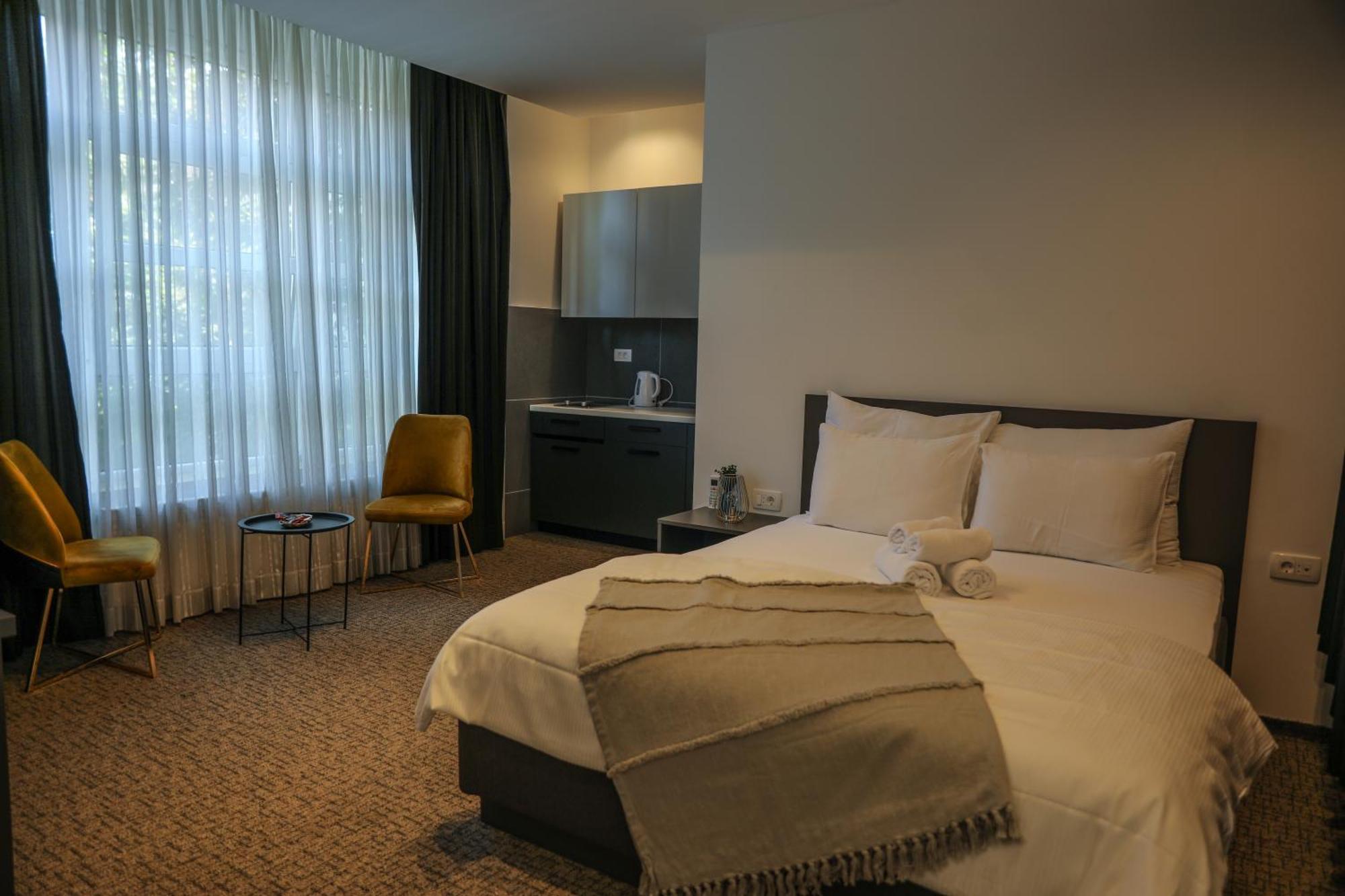Studio Apartments Visit Point Sarajevo Bagian luar foto
